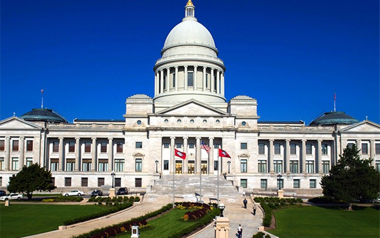 Arkansas aprobó una media que prohibirá a los doctores a realizar abortos en casos de un diagnóstico de síndrome de down