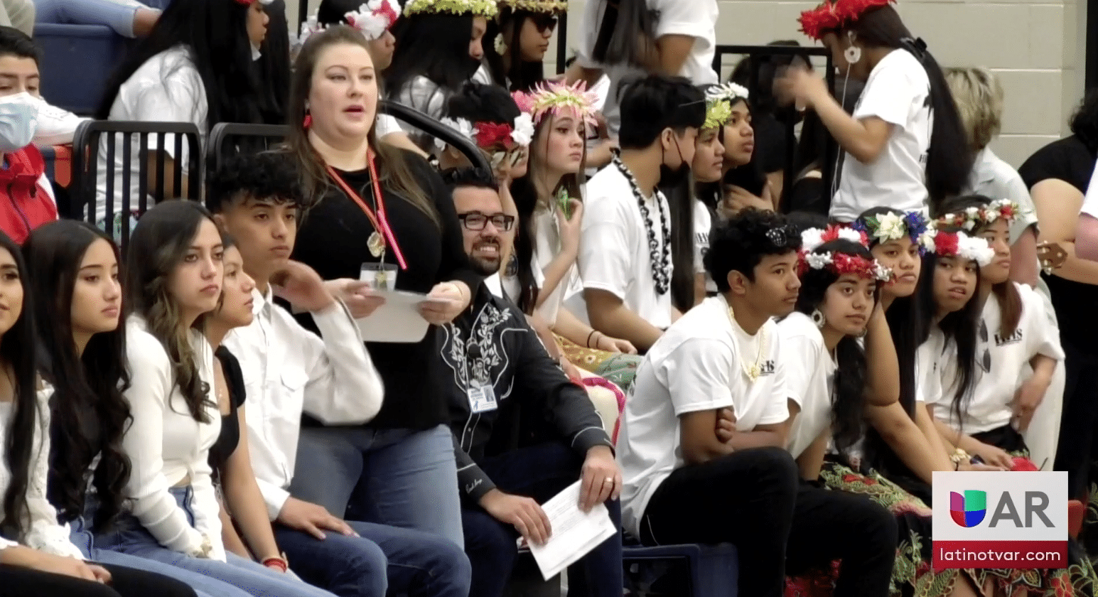 Pep Rally Multicultural en Rogers Heritage High School - Univision Arkansas