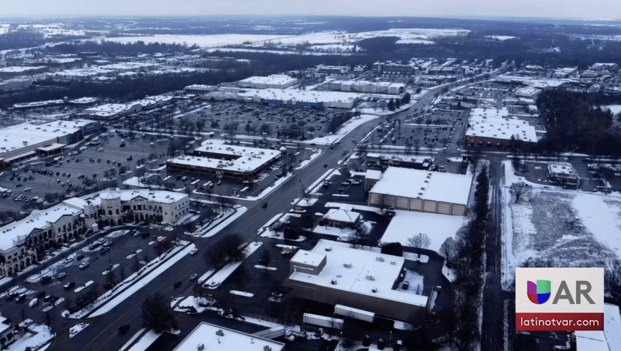 Evite Accidentes Sepa cómo manejar cuando cae nieve Univision Arkansas