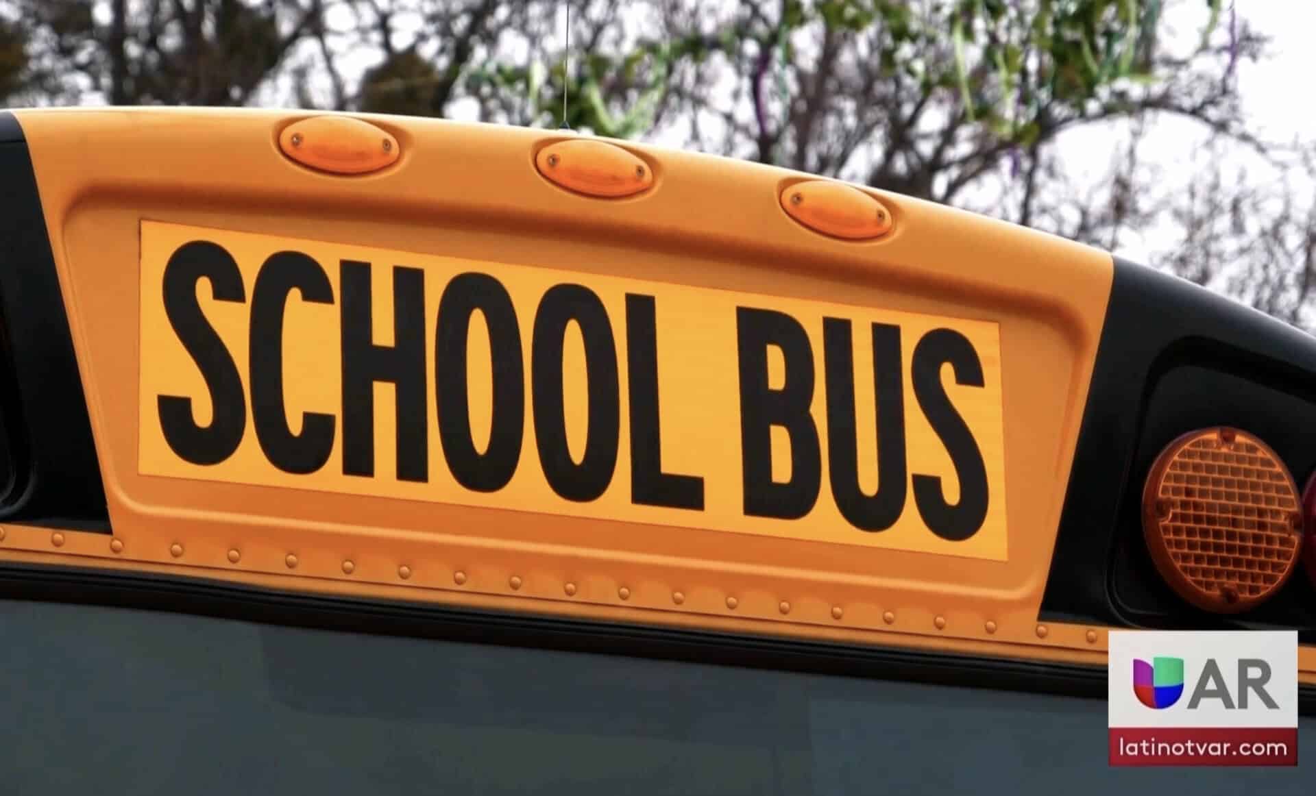 Reportan que un conductor de un autobús escolar le pegó en la cabeza a ...